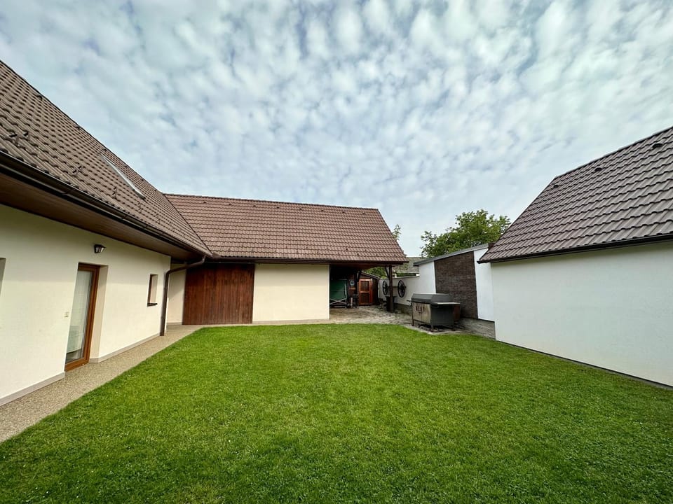 U nás na chalupě House in South Bohemian Region