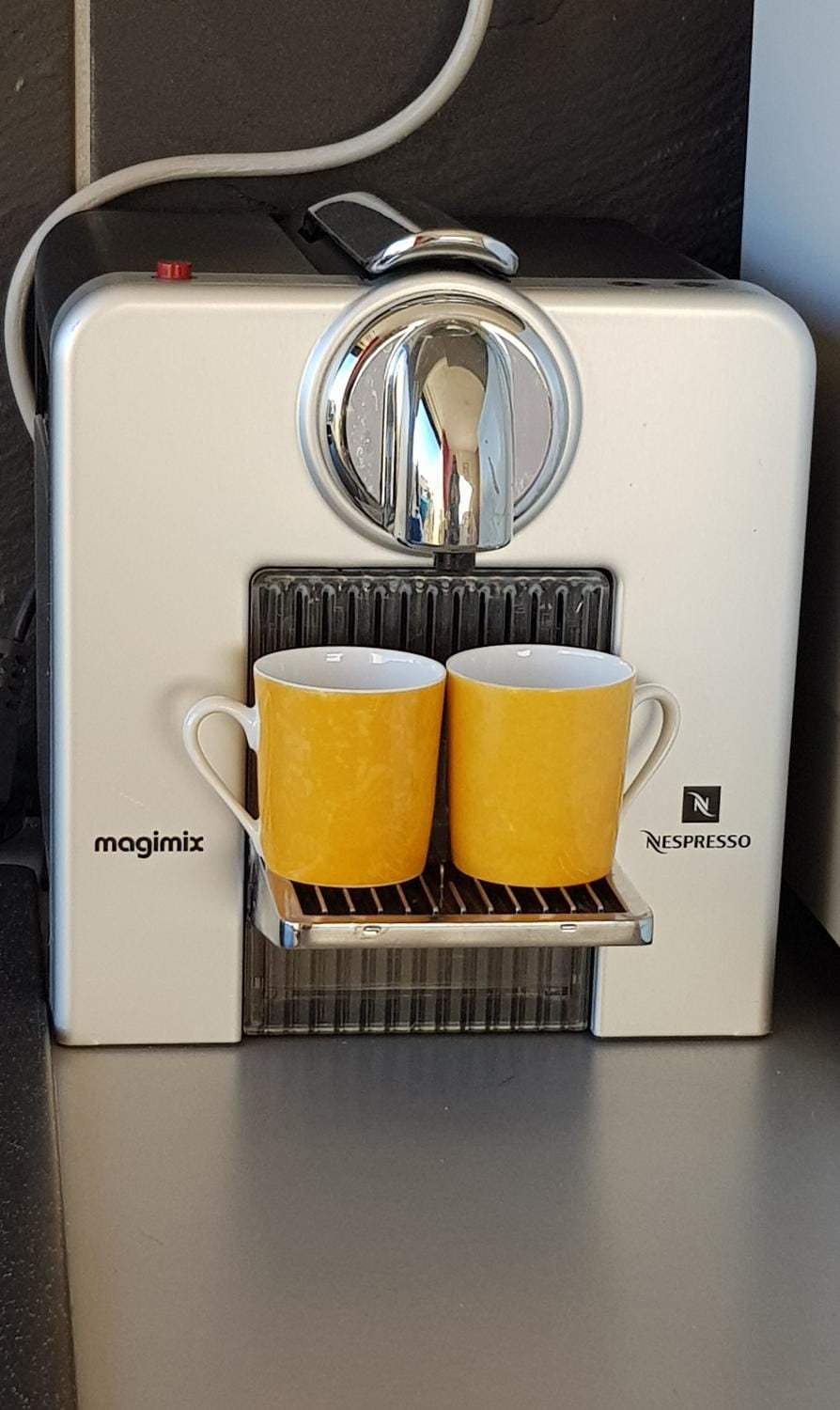 Coffee/tea facilities, Kitchen or kitchenette, Dining area