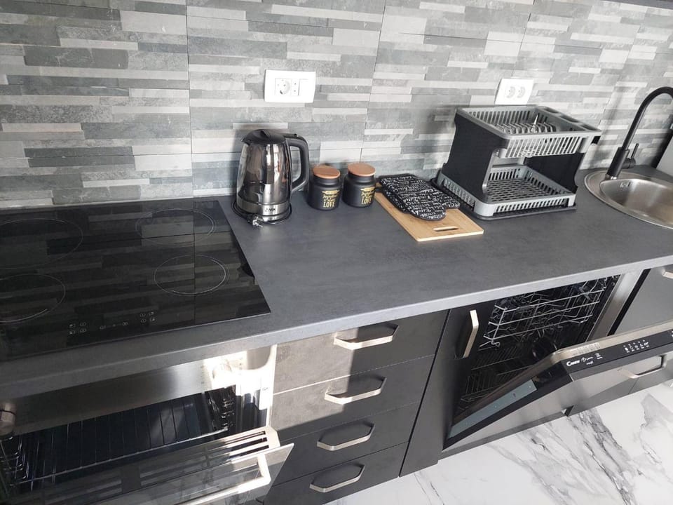 pet friendly, stove