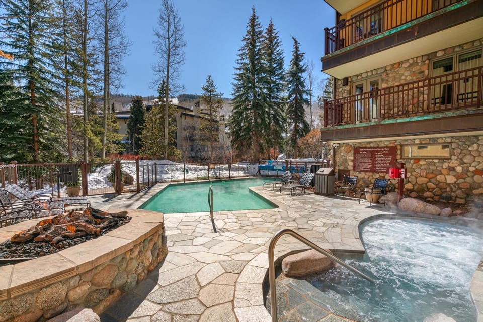 Hot Tub, Pool view, Swimming pool