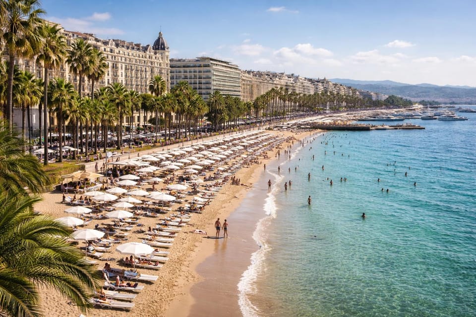 Studio chic rénové à 5 min du Palais & de la Croisette Cannes Apartment in Cannes