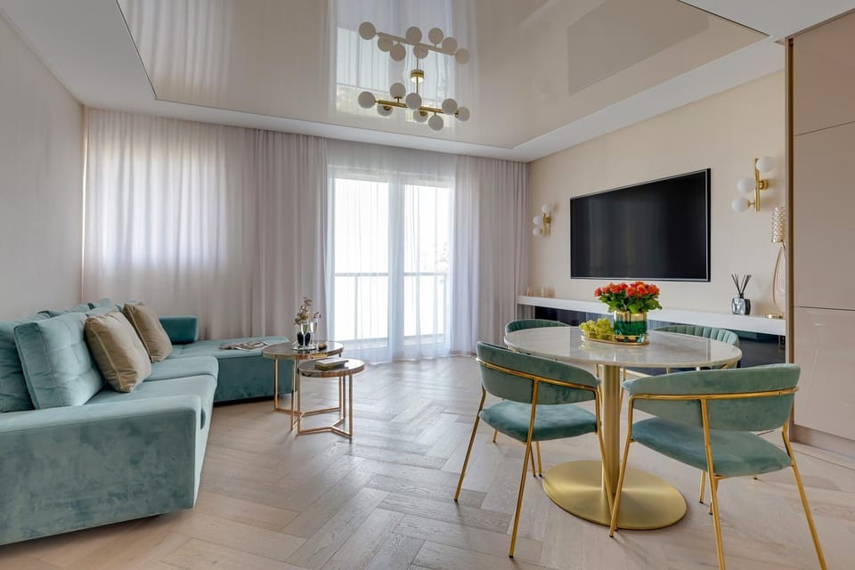 TV and multimedia, Living room, Seating area