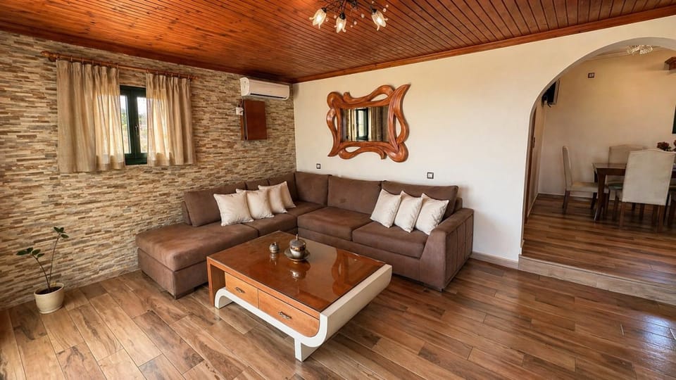 Ardani paradise view villa with jacuzzi Villa in Karpathos, 857 00, Greece