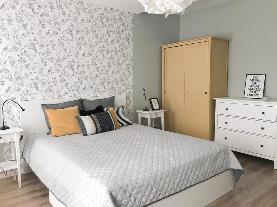 Bed, Photo of the whole room, Bedroom