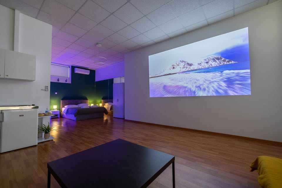 Cinema Zeus Studios - by Avelink Apartment in East Attica Regional Unit, Greece