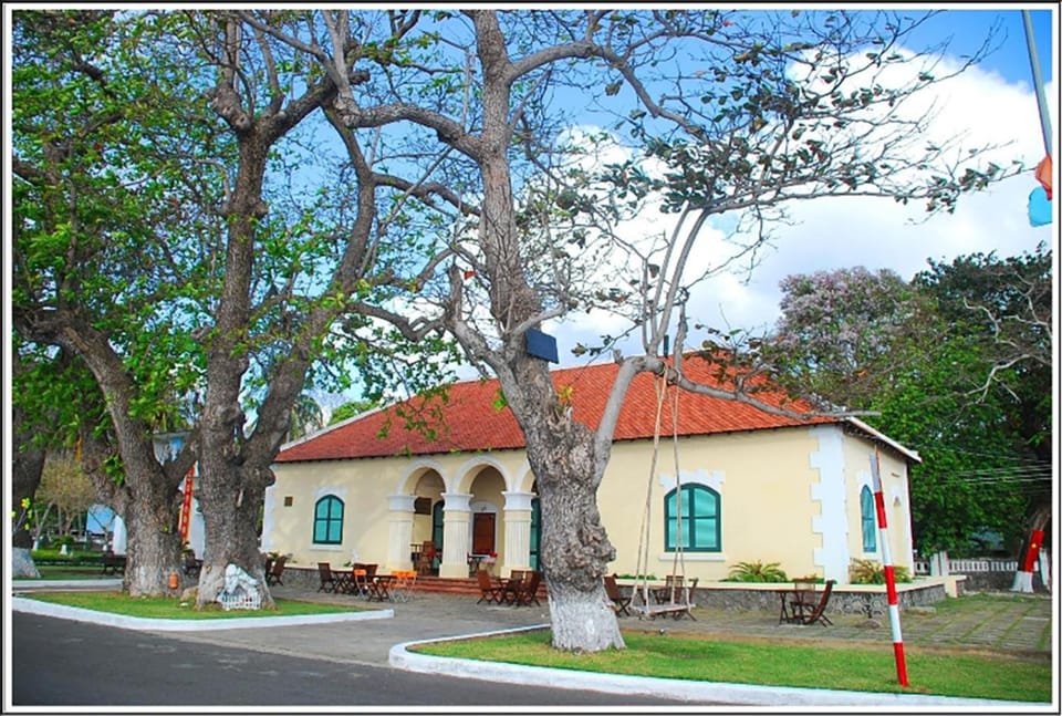 Hoa Anh Đào Motel Hotel in Ba Ria - Vung Tau