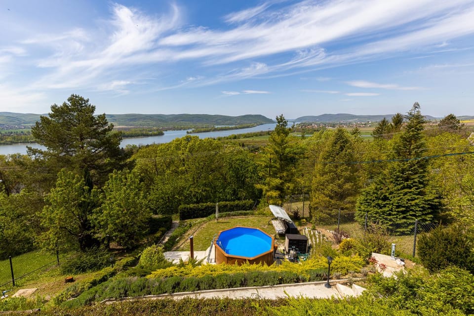 Pool view, River view