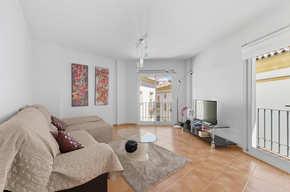 Communal lounge/ TV room, Living room