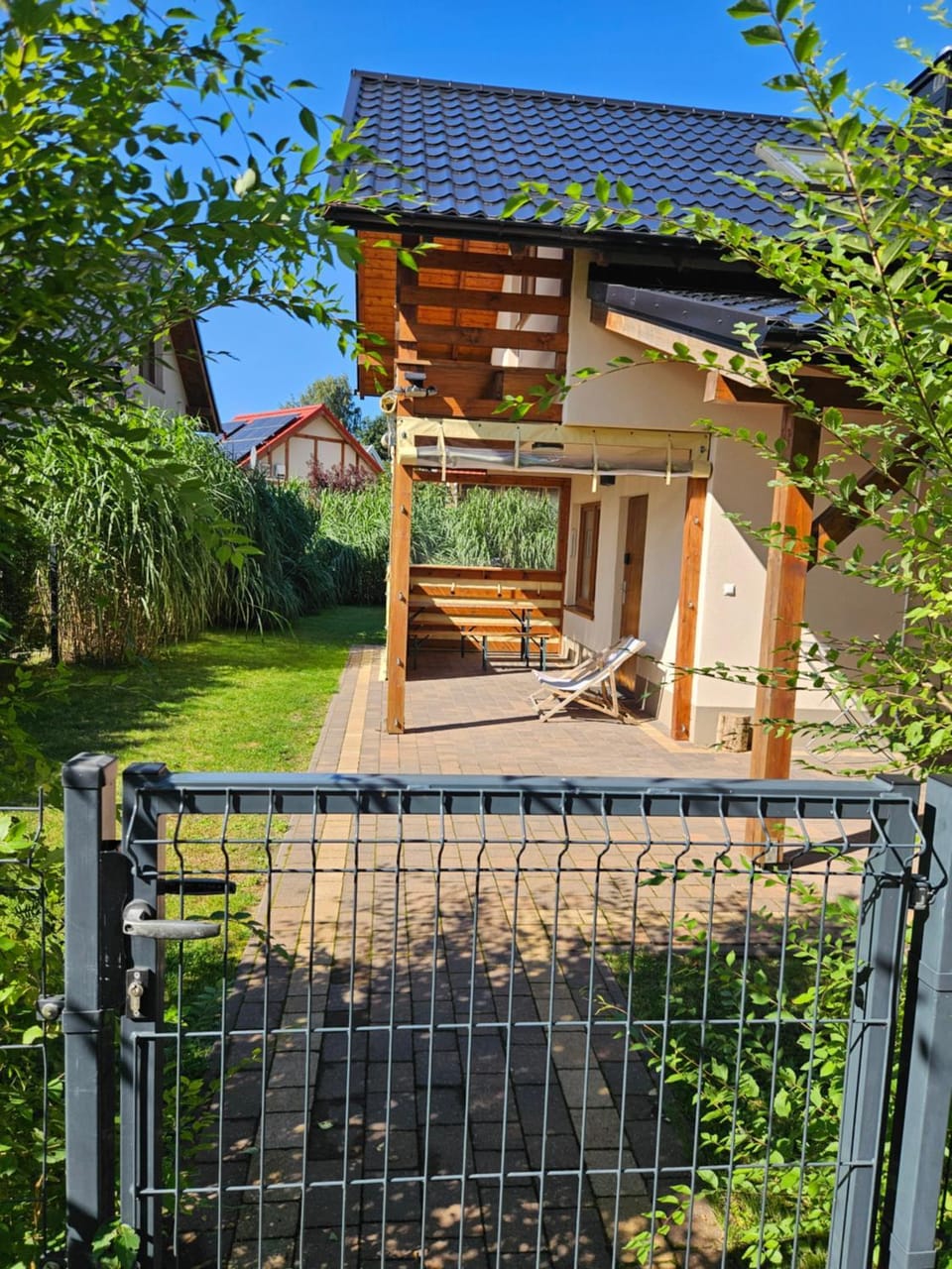 OSADA CZTERY PORY ROKU - DOM JESIEN House in Pomeranian Voivodeship