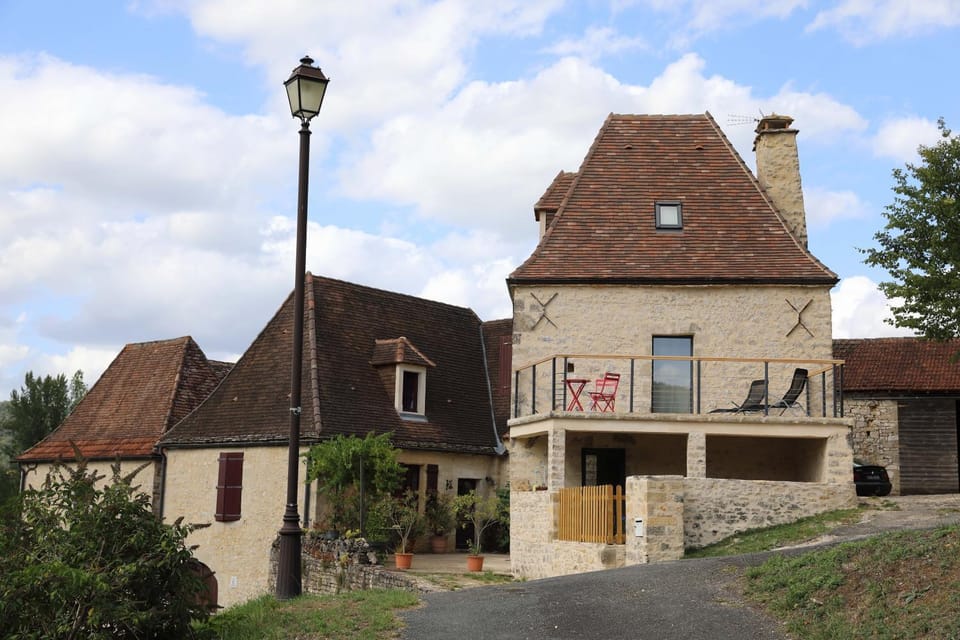 Property building, Landmark view
