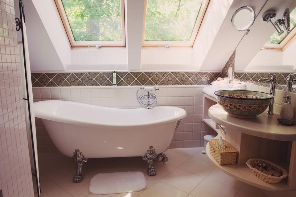 Toilet, Bathroom, Bath