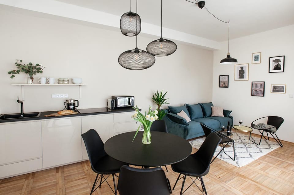 Kitchen or kitchenette, Living room, Dining area
