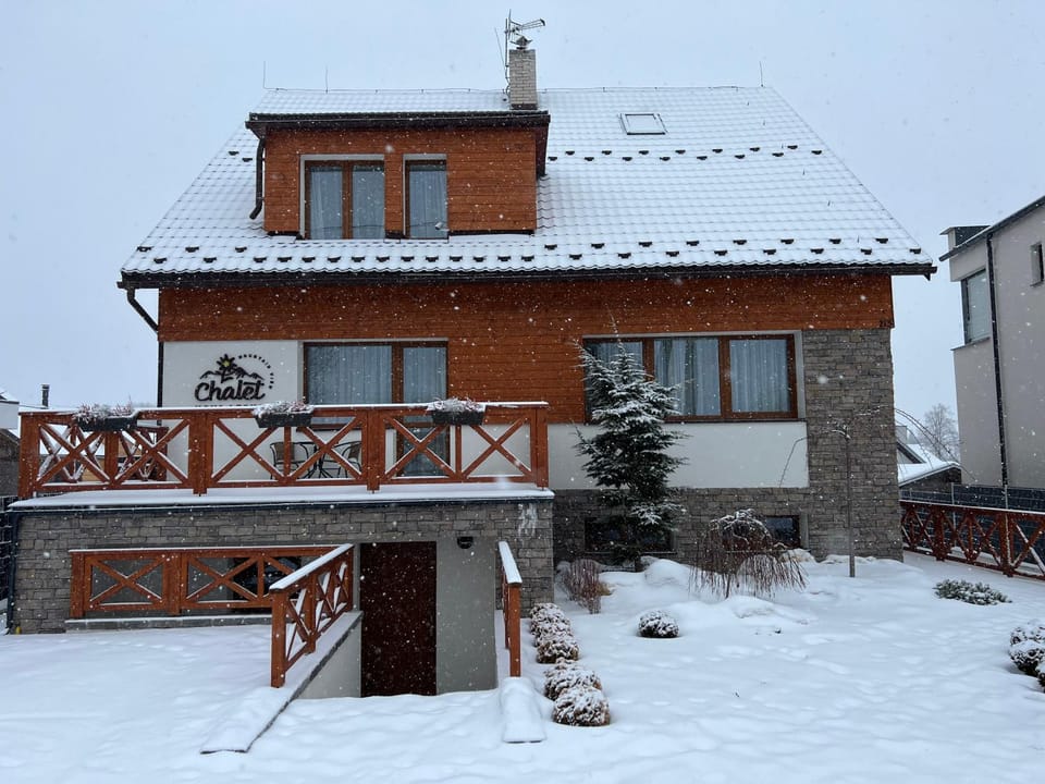 Property building, Winter