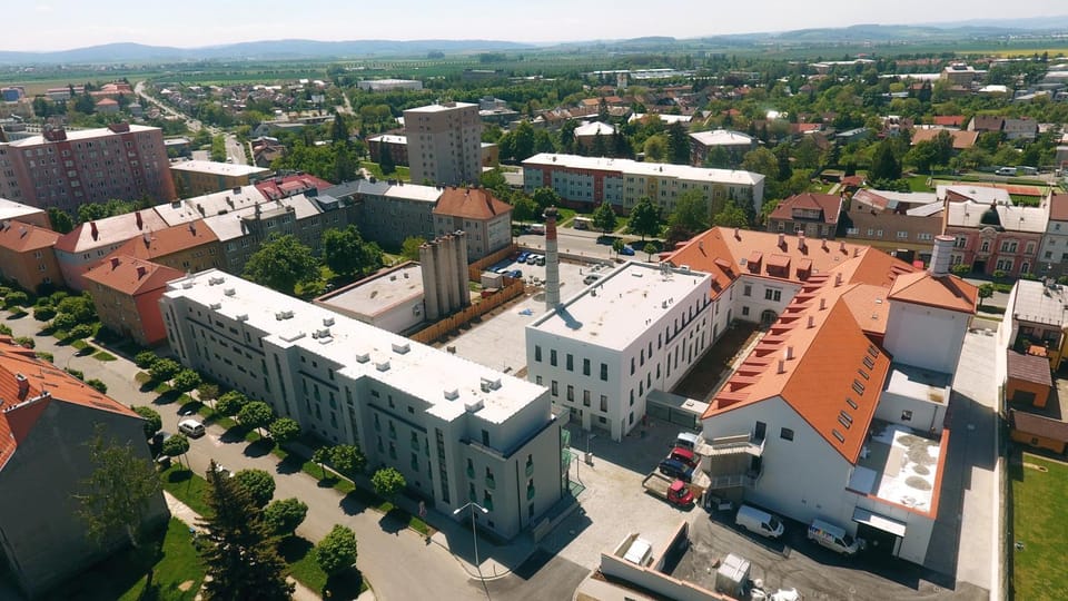 Property building, City view, Location