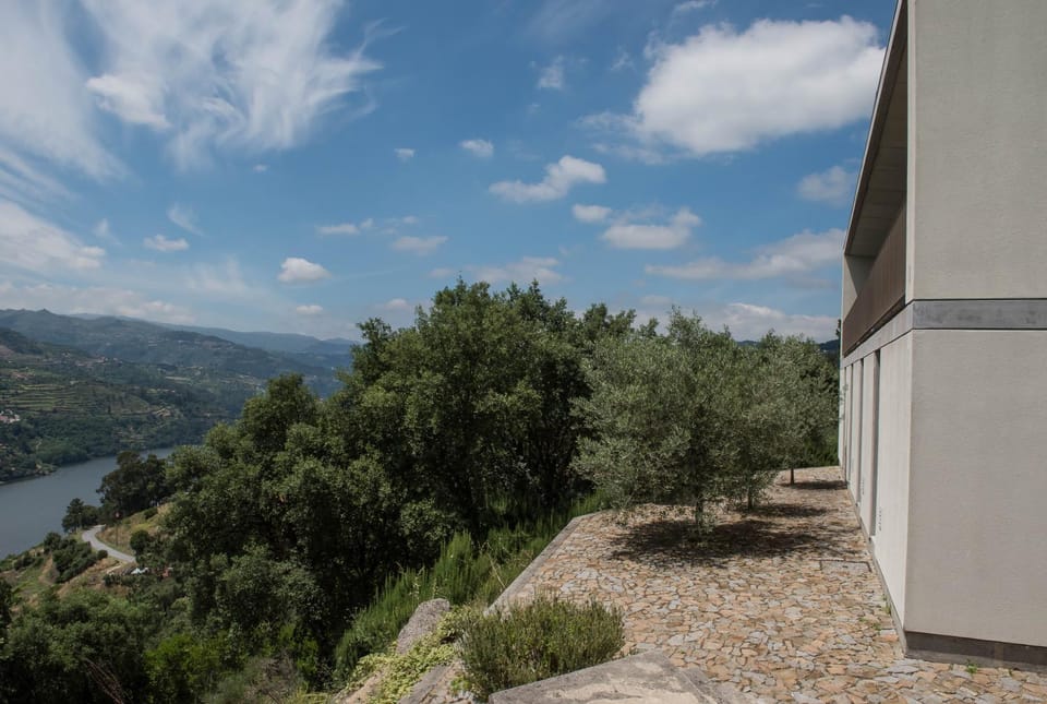 Natural landscape, View (from property/room), Garden view, Mountain view, River view