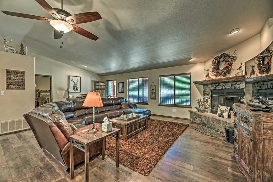 Wooded Ruidoso Hideaway w/ Deck: Ski, Hike & Golf! House in Ruidoso