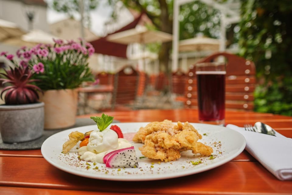 Patio, Restaurant/places to eat