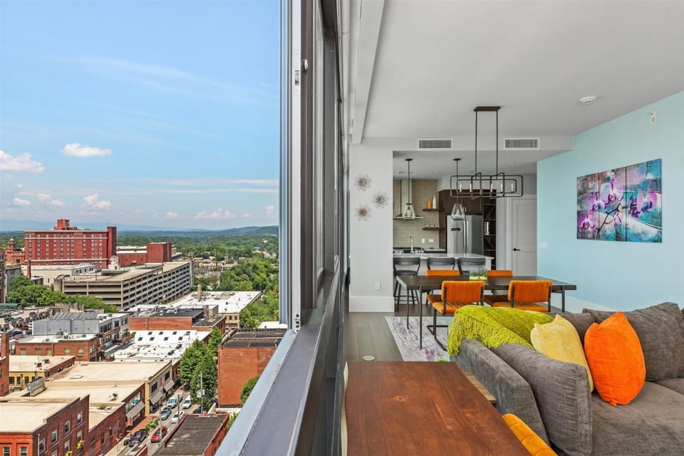 Day, View (from property/room), Living room, Seating area, City view