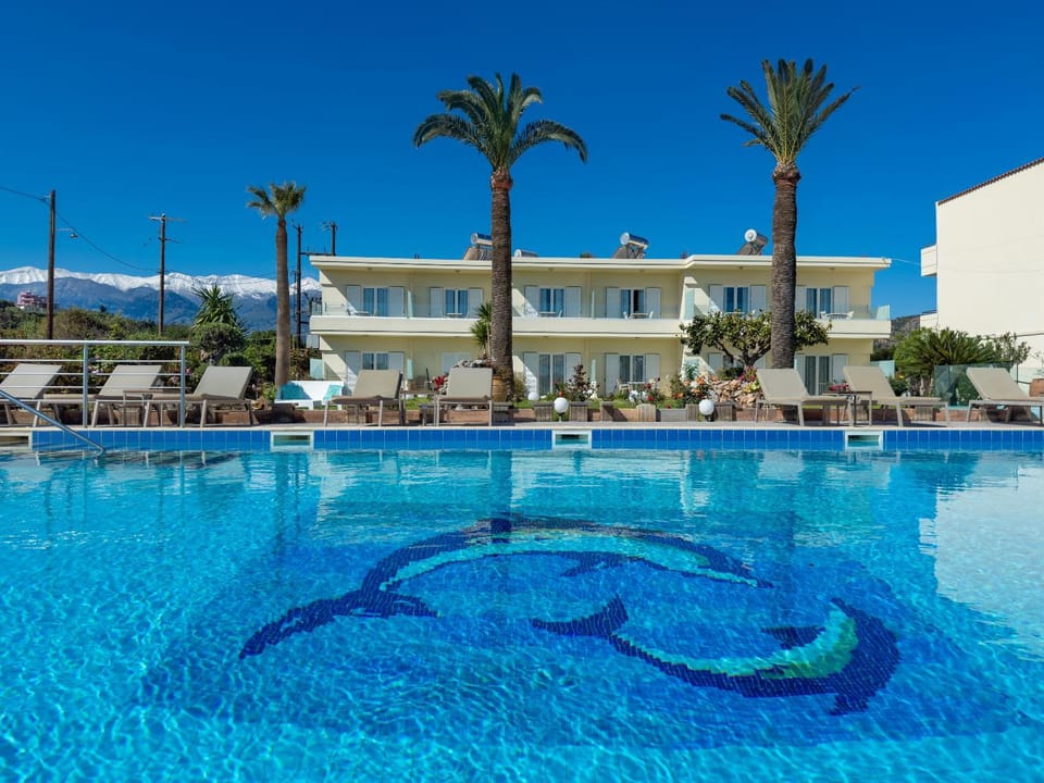 Property building, Swimming pool