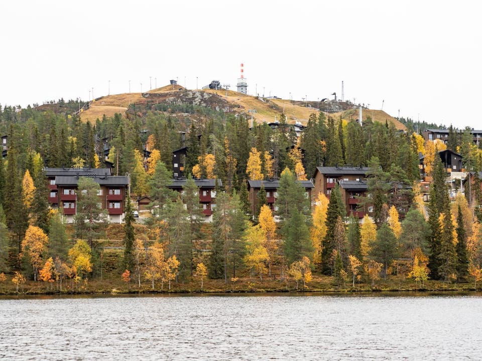 Property building, Natural landscape, Lake view