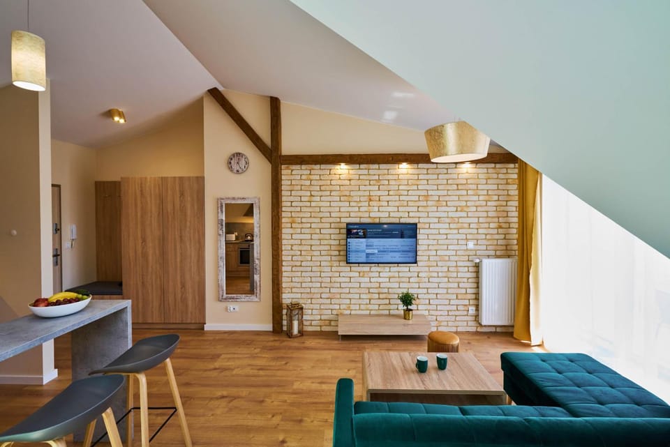 Apartament Ceglany - centrum, prywatne miejsce parkingowe, klimatyzacja Apartment in Poland