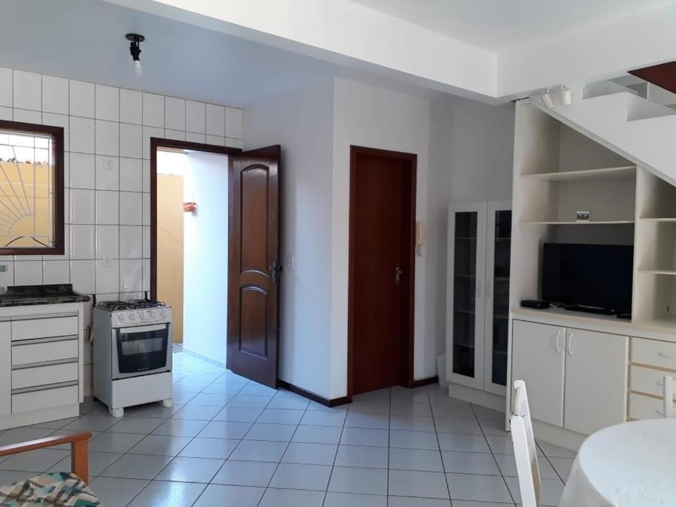 2 Duplex Remo 250 m Mar Apartment in Florianopolis