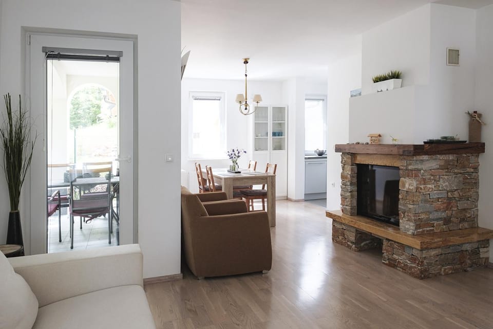 Living room, Seating area, Dining area