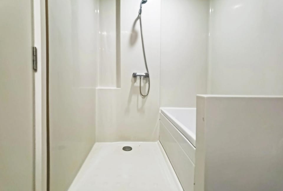Shower, Bathroom, Bath