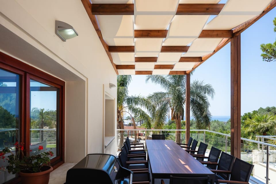 Day, BBQ facilities, BBQ facilities, Dining area