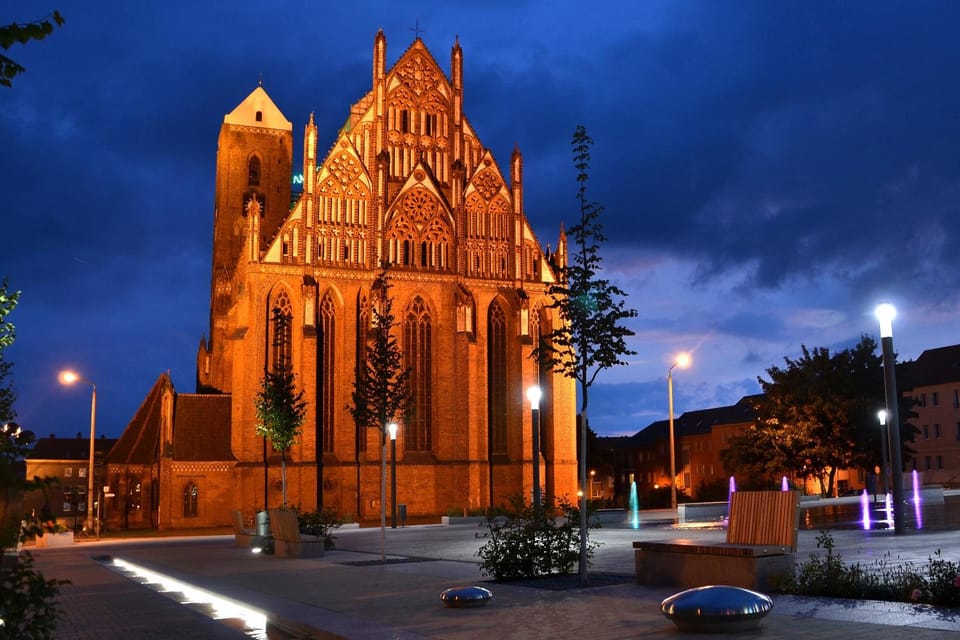 Nearby landmark