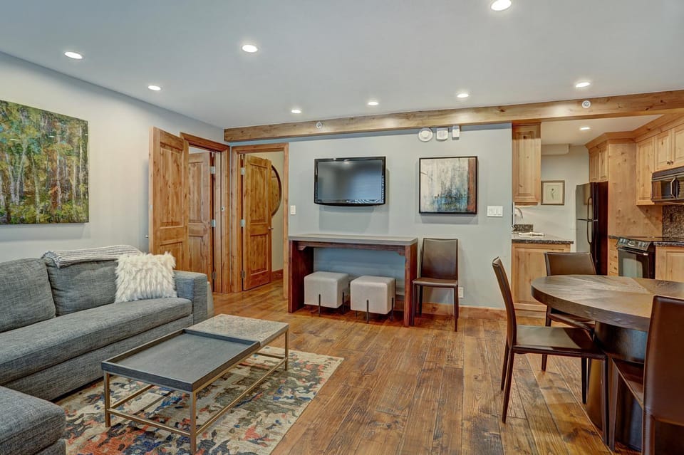 The Lodge at Vail 2 BR Condo in the Heart of Vail Apartment in Vail
