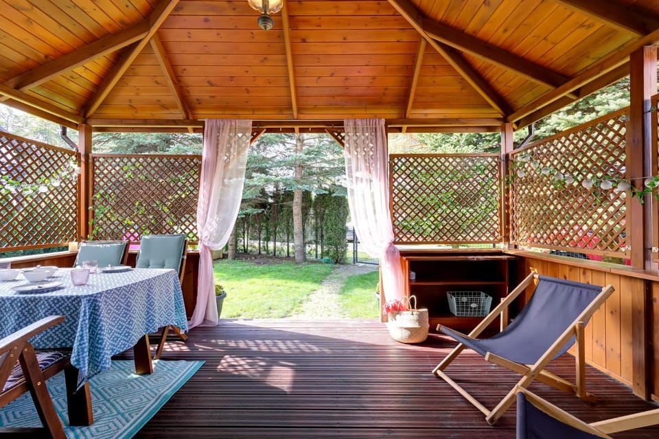 Patio, Spring, Day, Garden, Balcony/Terrace, Seating area, Garden view