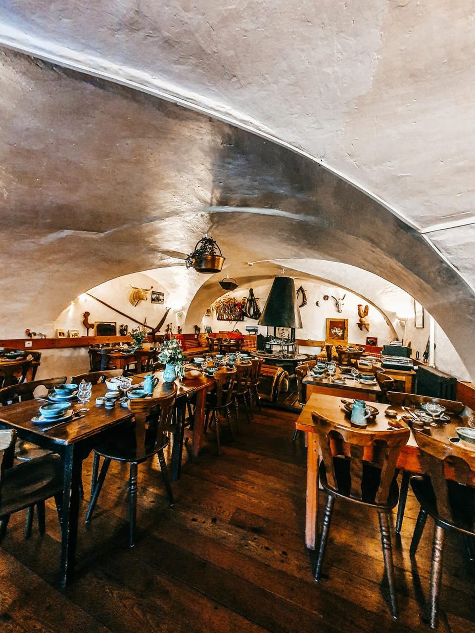 Restaurant/places to eat