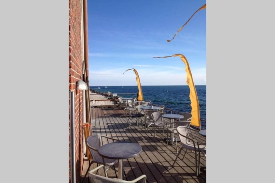 Restaurant/places to eat, Other