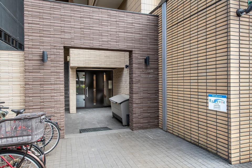 Property building, Day