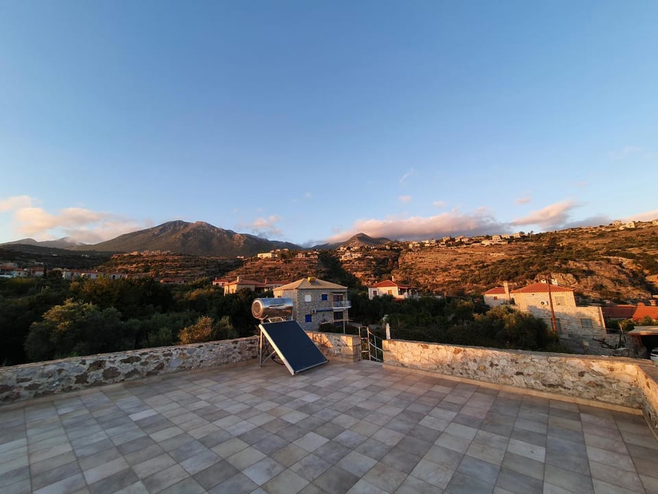 Frigano 4 Apartment in Messenia