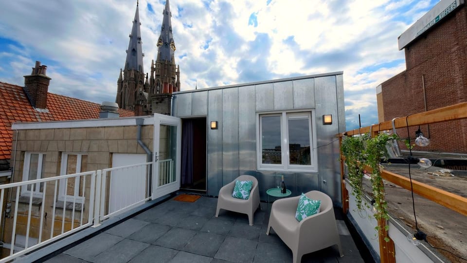 Sunny 45m2 Penthouse with Balcony and Terrace - R65C Apartment in Eindhoven