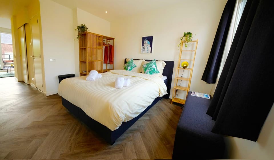 Sunny 45m2 Penthouse with Balcony and Terrace - R65C Apartment in Eindhoven