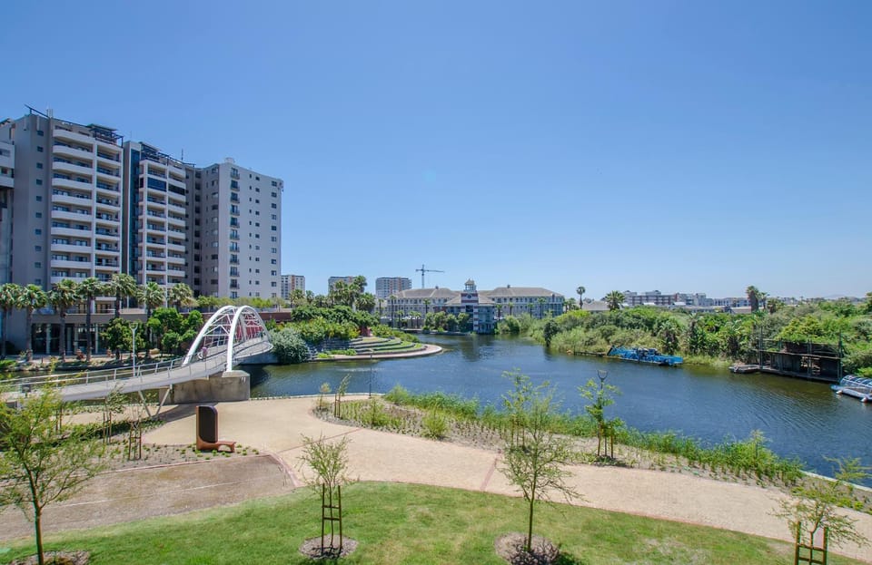 Waters Edge Apartments Apartment in Cape Town