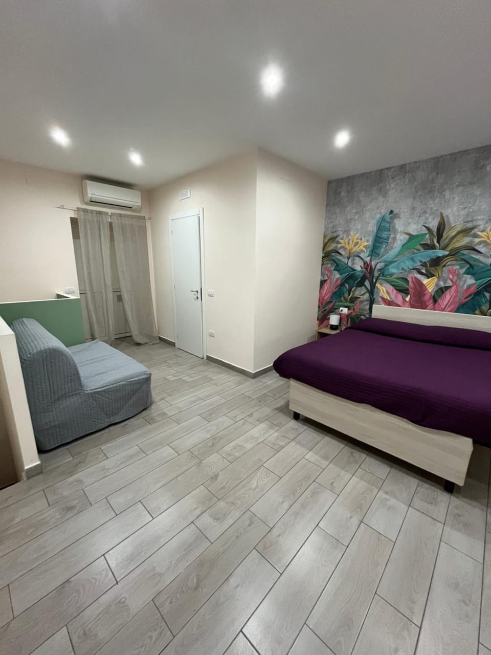 Mare chiaja Apartment in Naples