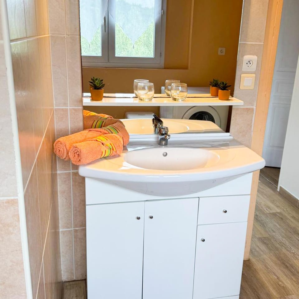 Domaine Mare e Monti - T2 Les Oliviers vue mer Apartment in Corsica