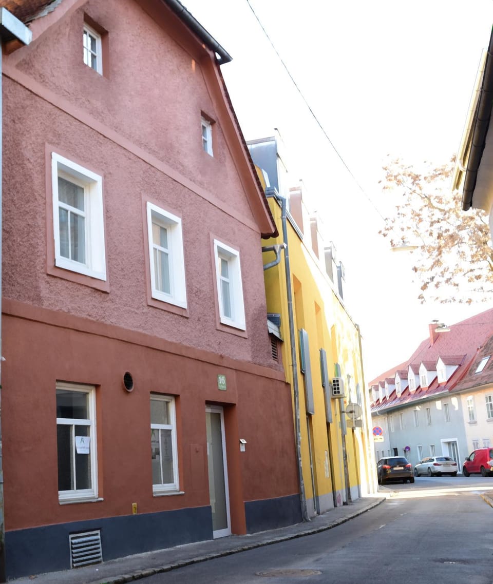 Property building, Facade/entrance, Street view, Street view