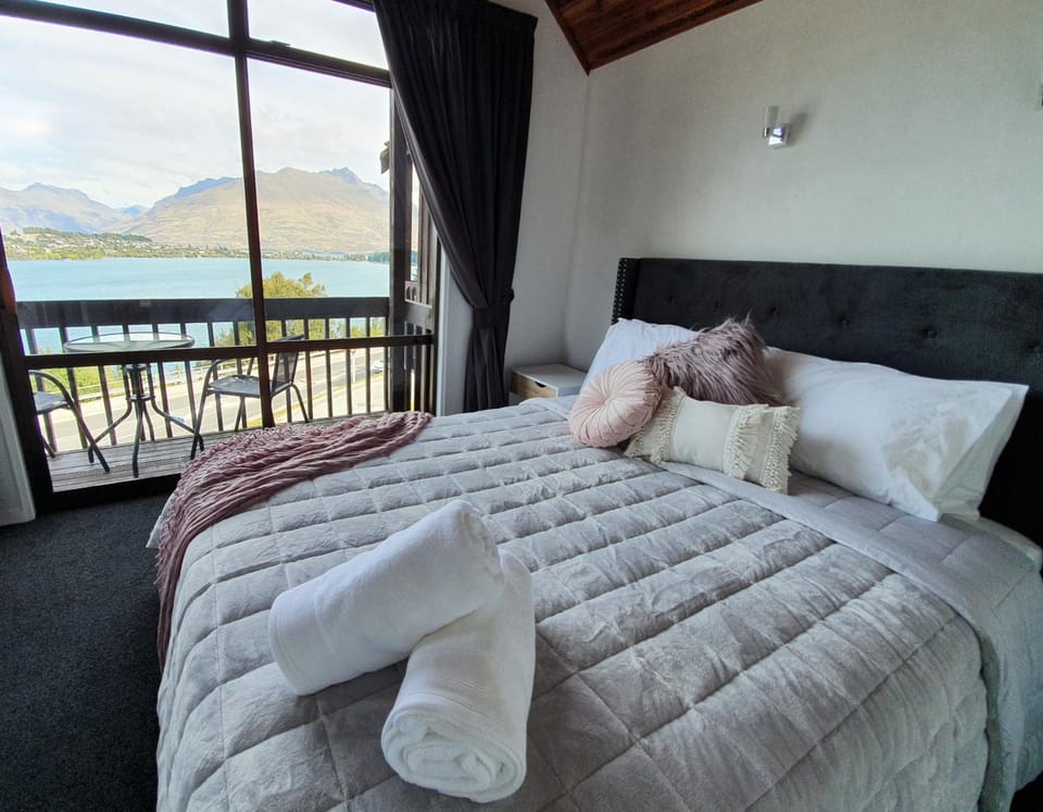 Million dollar view Apartment in Queenstown