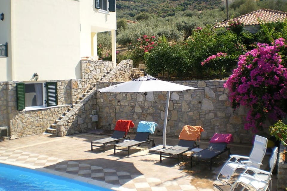 Luxury Villa with Pool overlooking a Majestic View Villa in Argolis, Greece