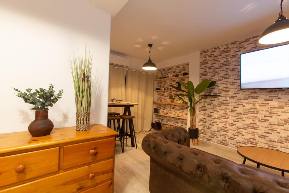Vintage Movie The Luxury Apartment BY NAMASTE ELITE Apartment in Torremolinos