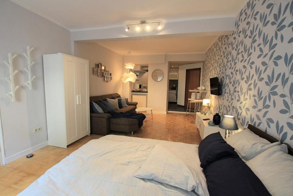 Living room, Photo of the whole room, Seating area