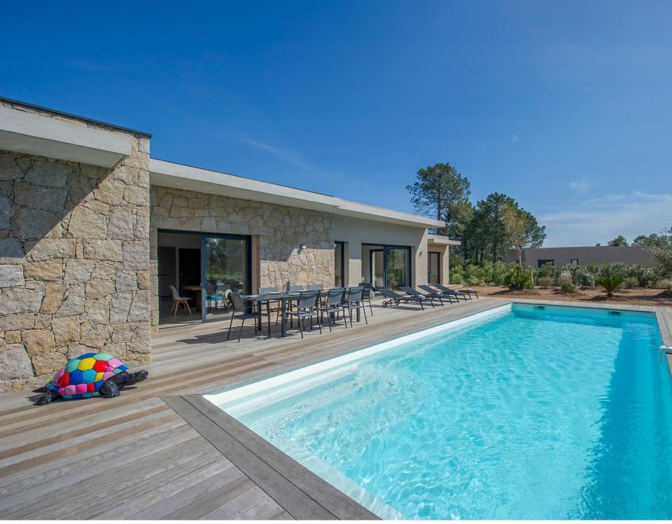 Property building, Patio, Garden, Balcony/Terrace, Garden view, Pool view, Swimming pool