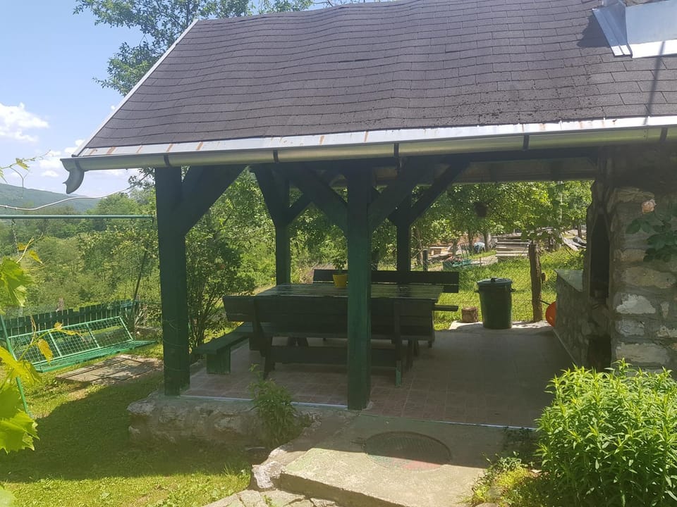 BBQ facilities, Garden