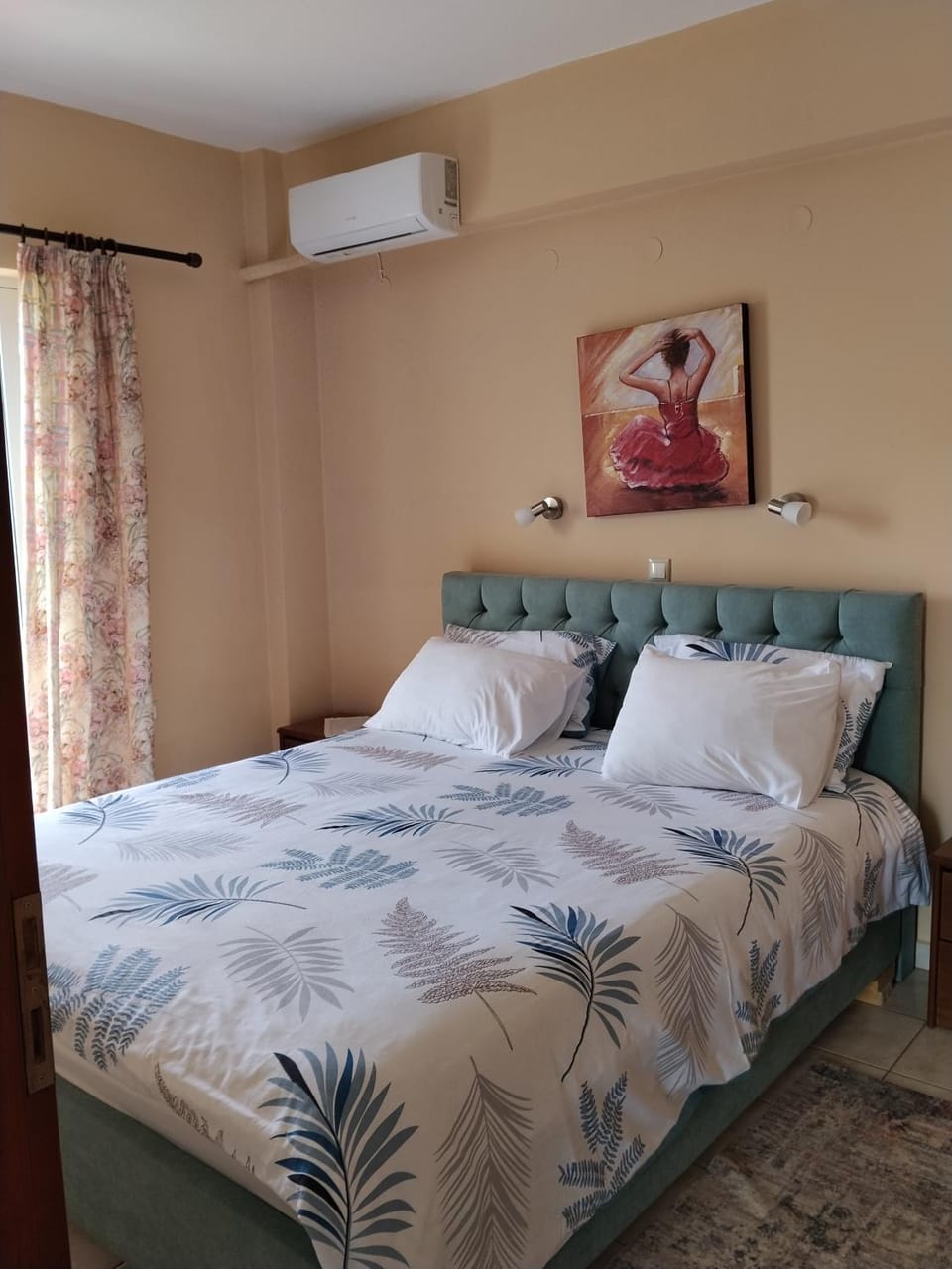 Bed, Bedroom, air conditioner