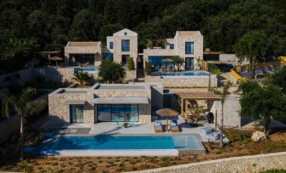 Property building, Facade/entrance, Bird's eye view